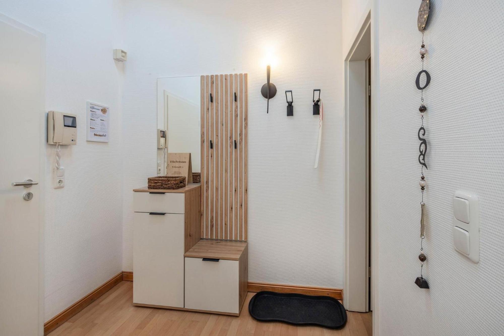 Gemuetliche Fewo Mit Dachterrasse, Parkplatz, Zentral - Aber Ruhig Gel. Apartman Heringsdorf  Kültér fotó